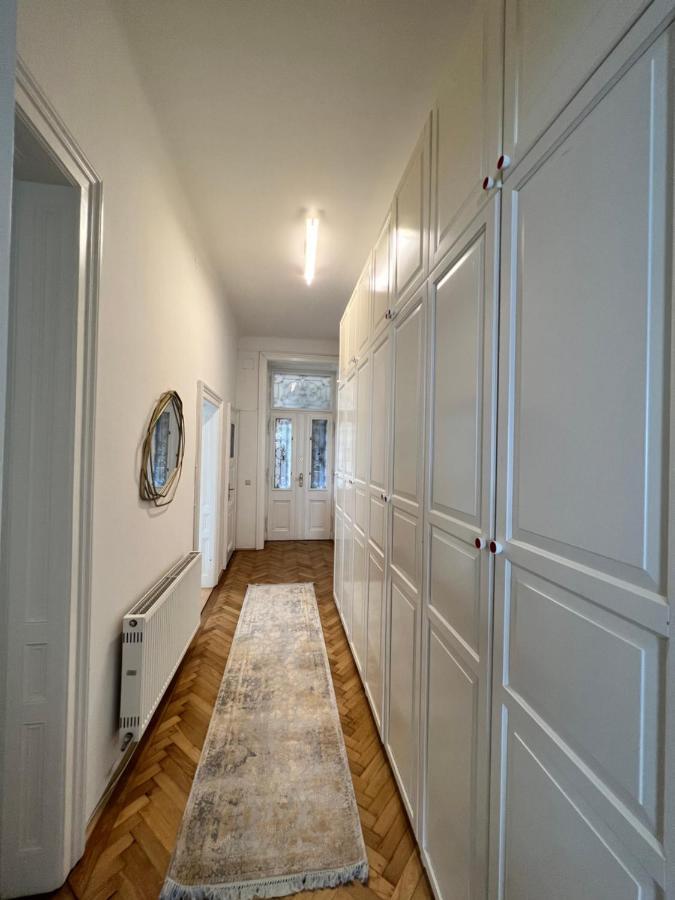 Apartment Iconic Suite_@o&r
